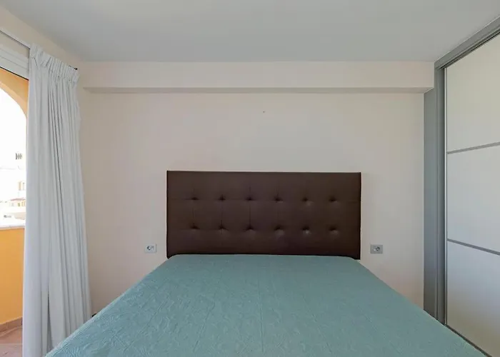 Apartment First Line Luxury Parque Tropical Dracaena Los Cristianos (Tenerife)