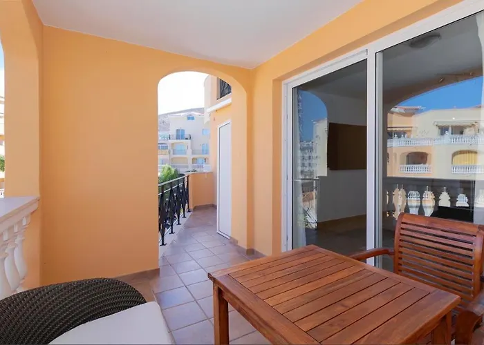 First Line Luxury Parque Tropical Dracaena