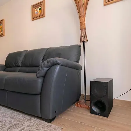 First Line Luxury Parque Tropical Dracaena Apartment Los Cristianos (Tenerife)